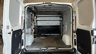 Used 2021 Renault Trafic Business+ White - Interior and Exterior details 10