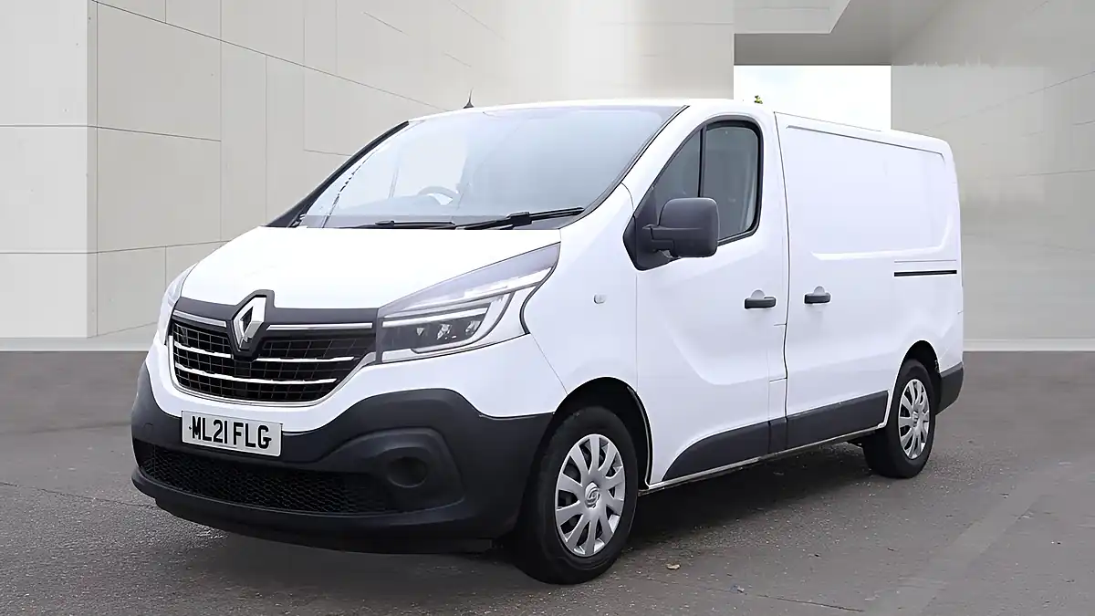 Used 2021 Renault Trafic Business+ White - Interior and Exterior details 2