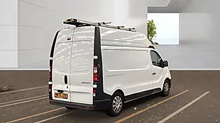 Used 2021 Renault Trafic Business+ White - Interior and Exterior details 5
