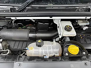 Used 2021 Renault Trafic Business+ White - Interior and Exterior details 20