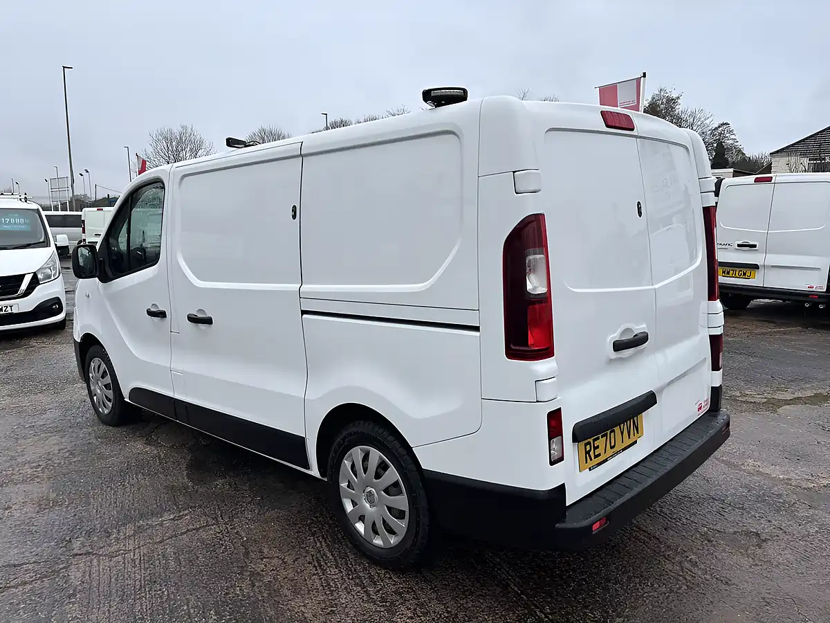 Used 2021 Renault Trafic Business+ White - Interior and Exterior details 5