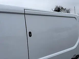 Used 2021 Renault Trafic Business+ White - Interior and Exterior details 8