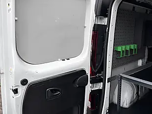 Used 2021 Renault Trafic Business White - Interior and Exterior details 12
