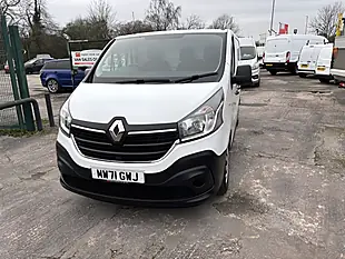 Used 2021 Renault Trafic Business White - Interior and Exterior details 7