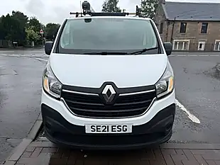 Used 2021 Renault Trafic Energy 28 Business White - Interior and Exterior details 6