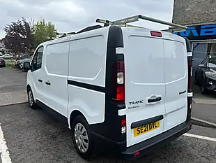 Used 2021 Renault Trafic Energy 28 Business White - Interior and Exterior details 3