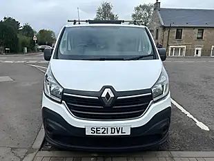 Used 2021 Renault Trafic Energy 28 Business White - Interior and Exterior details 6