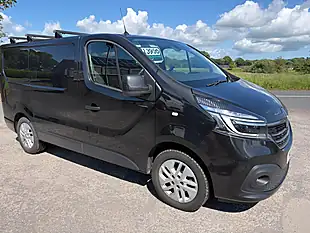 Used 2021 Renault Trafic Energy 28 Sport Nav Black - Interior and Exterior details 2