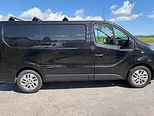Used 2021 Renault Trafic Energy 28 Sport Nav Black - Interior and Exterior details 4