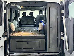 Used 2021 Renault Trafic Energy Business White - Interior and Exterior details 10