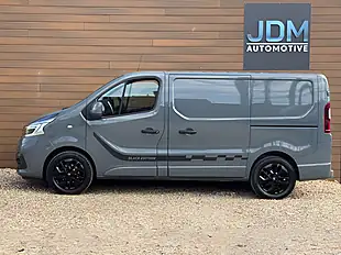Used 2021 Renault Trafic SL28 Black Edition Urban Grey - Interior and Exterior details 7