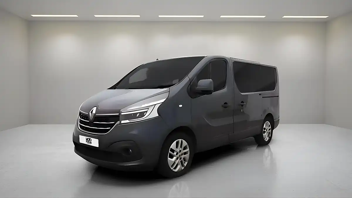 Used 2021 Renault Trafic Sport Nav Grey - Interior and Exterior details 2
