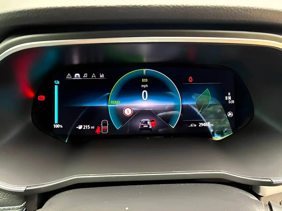 Used 2021 Renault Zoe GT Line Black - Interior and Exterior details 12