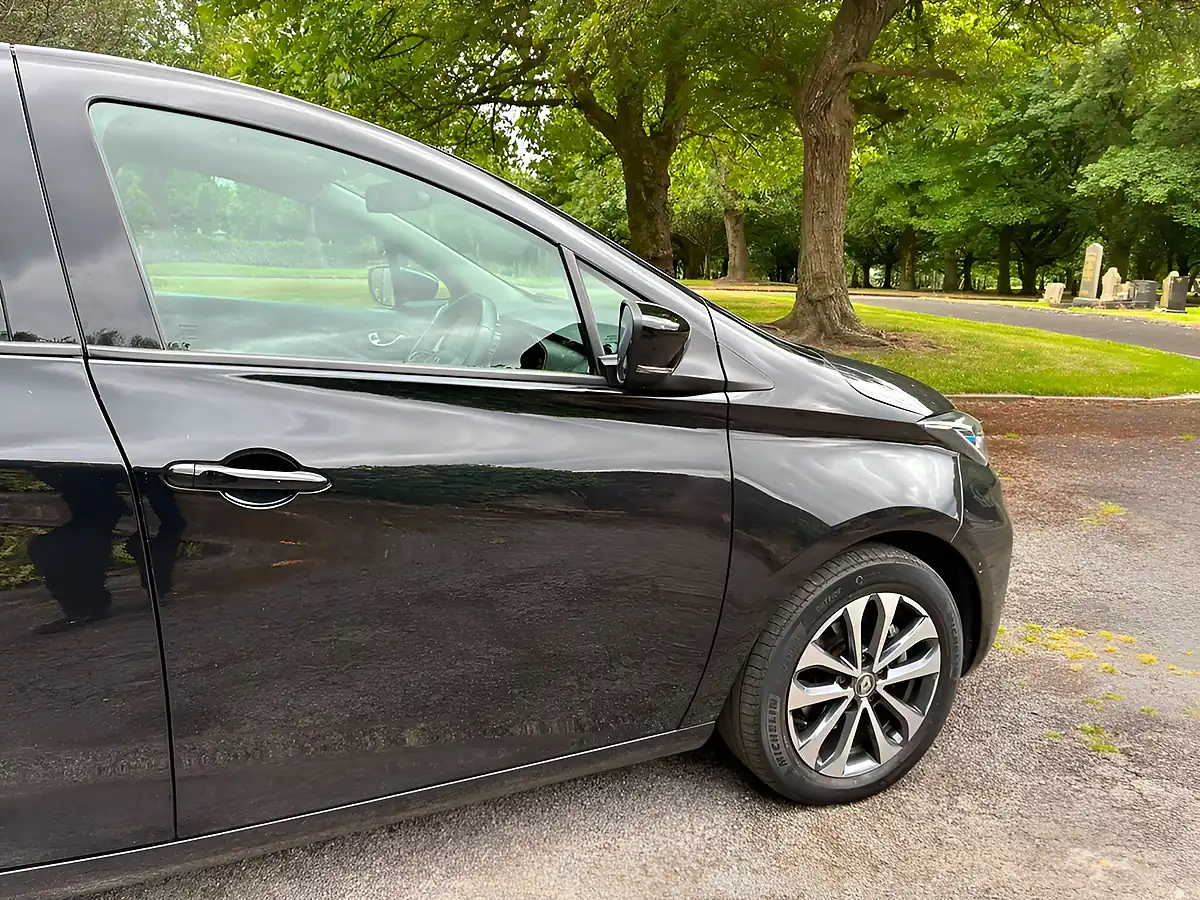 Used 2021 Renault Zoe GT Line Black - Interior and Exterior details 19