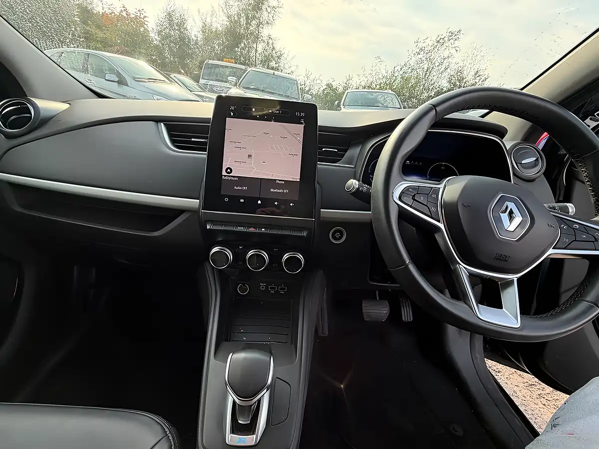 Used 2021 Renault Zoe GT Line Black - Interior and Exterior details 9