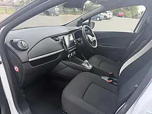 Used 2021 Renault Zoe I Business White - Interior and Exterior details 12