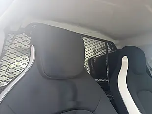 Used 2021 Renault Zoe I Business White - Interior and Exterior details 14