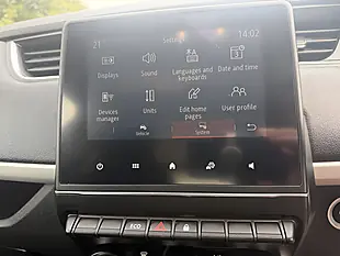 Used 2021 Renault Zoe I Business White - Interior and Exterior details 17