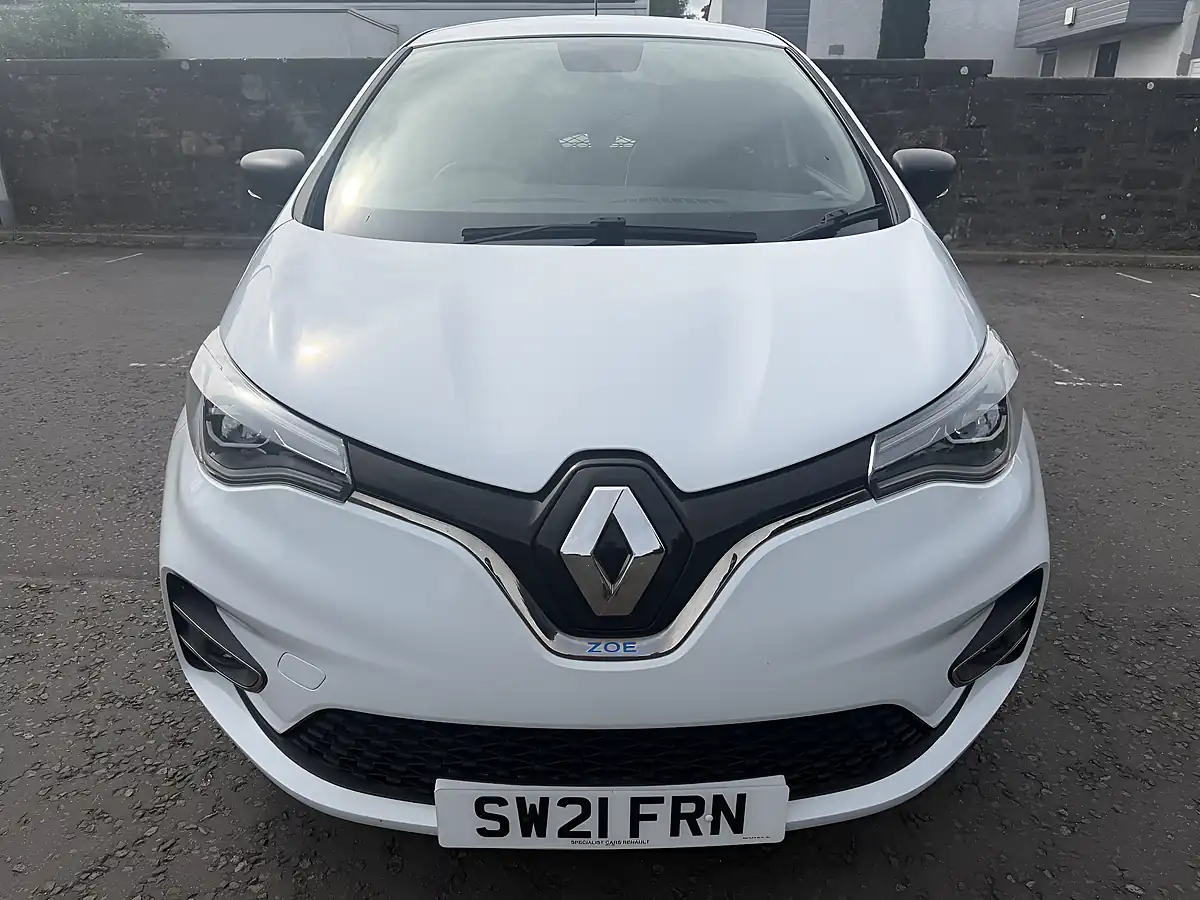Used 2021 Renault Zoe I Business White - Interior and Exterior details 9