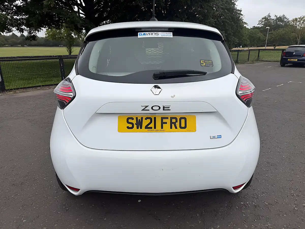 Used 2021 Renault Zoe I Business White - Interior and Exterior details 6