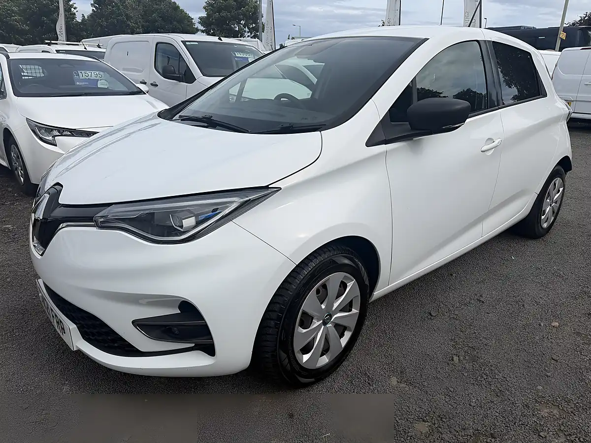 Used 2021 Renault Zoe I Business White - Interior and Exterior details 3