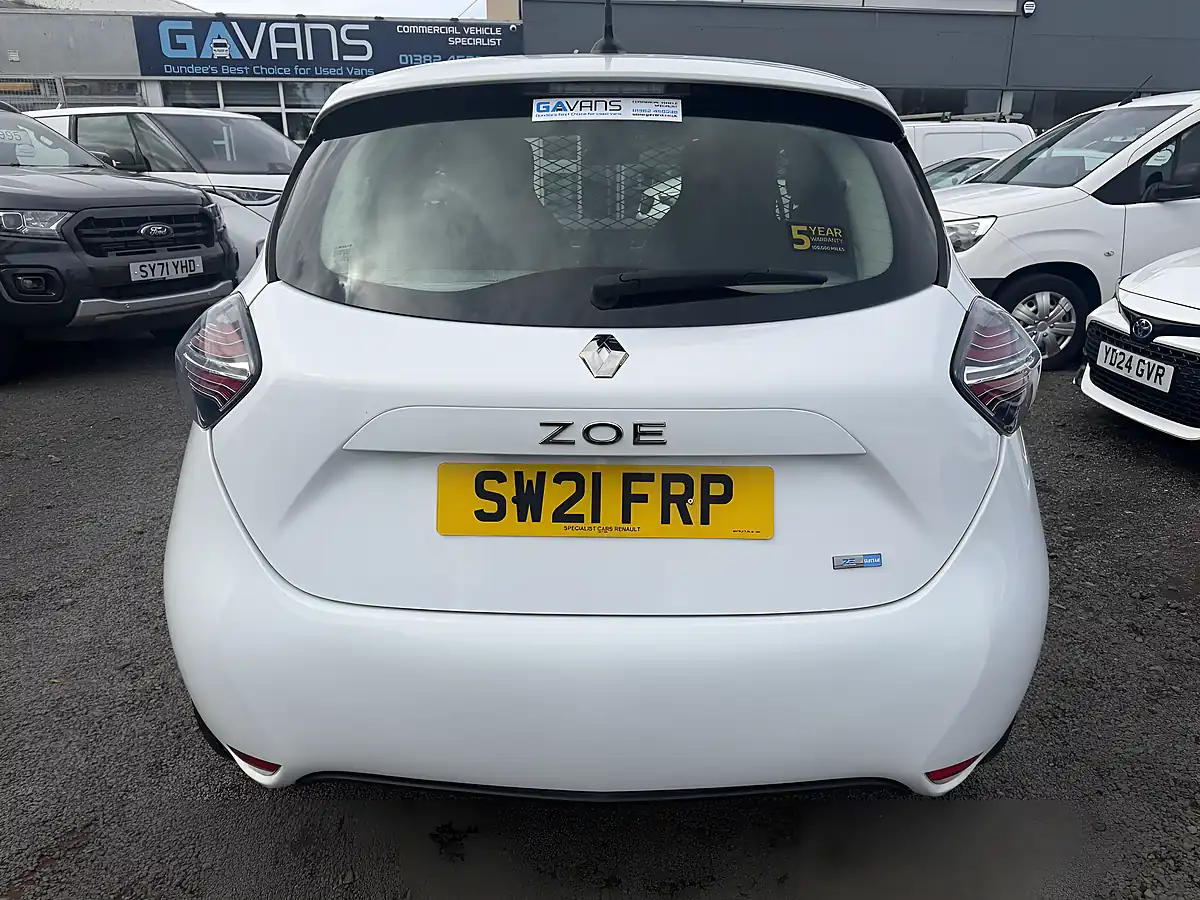 Used 2021 Renault Zoe I Business White - Interior and Exterior details 5
