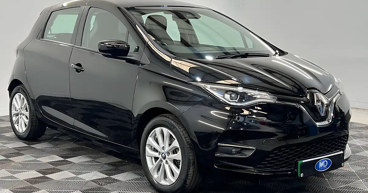 Used 2021 Renault Zoe Iconic Diamond Black - Front View