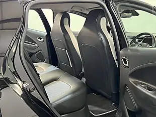 Used 2021 Renault Zoe Iconic Diamond Black - Interior and Exterior details 15