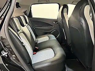 Used 2021 Renault Zoe Iconic Diamond Black - Interior and Exterior details 17