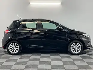 Used 2021 Renault Zoe Iconic Diamond Black - Interior and Exterior details 2