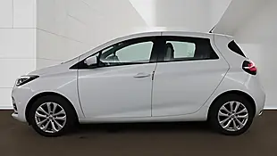 Used 2021 Renault Zoe Iconic White - Interior and Exterior details 10