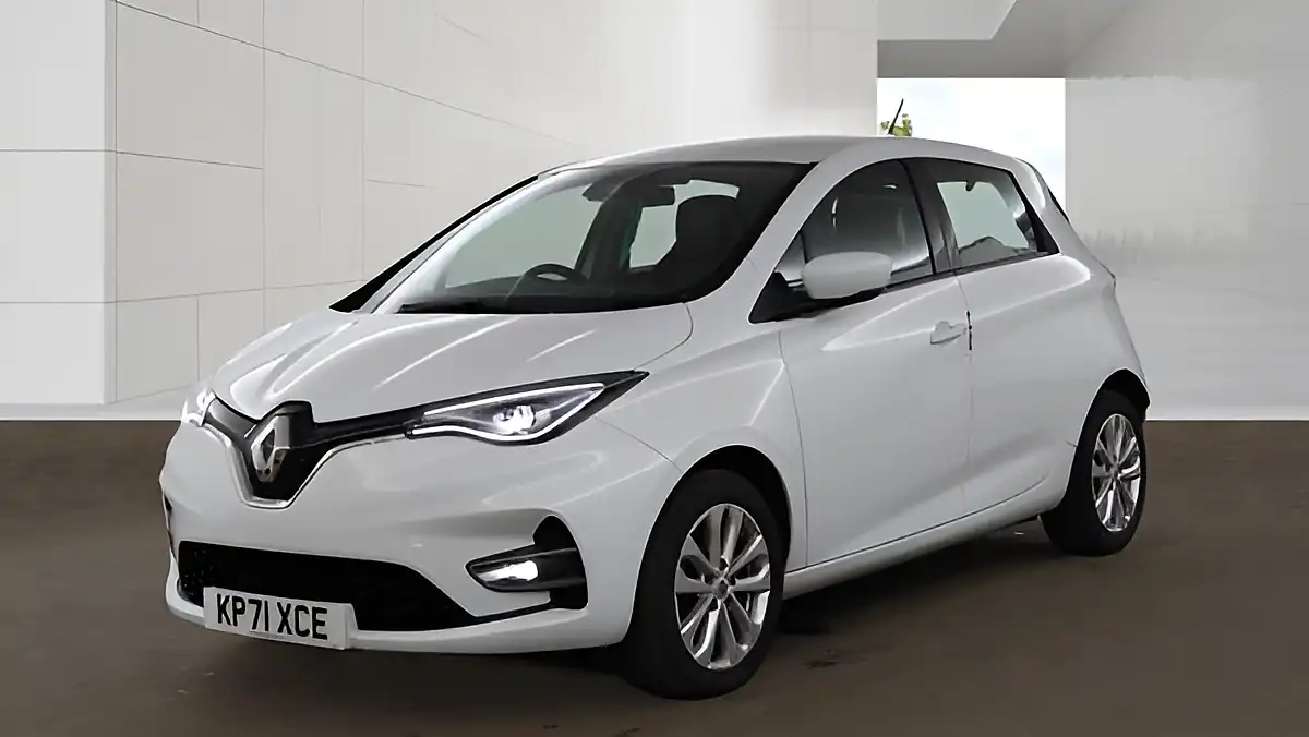 Used 2021 Renault Zoe Iconic White - Interior and Exterior details 2