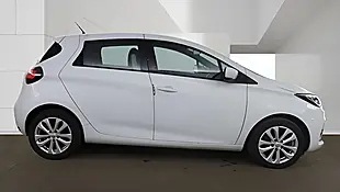 Used 2021 Renault Zoe Iconic White - Interior and Exterior details 6