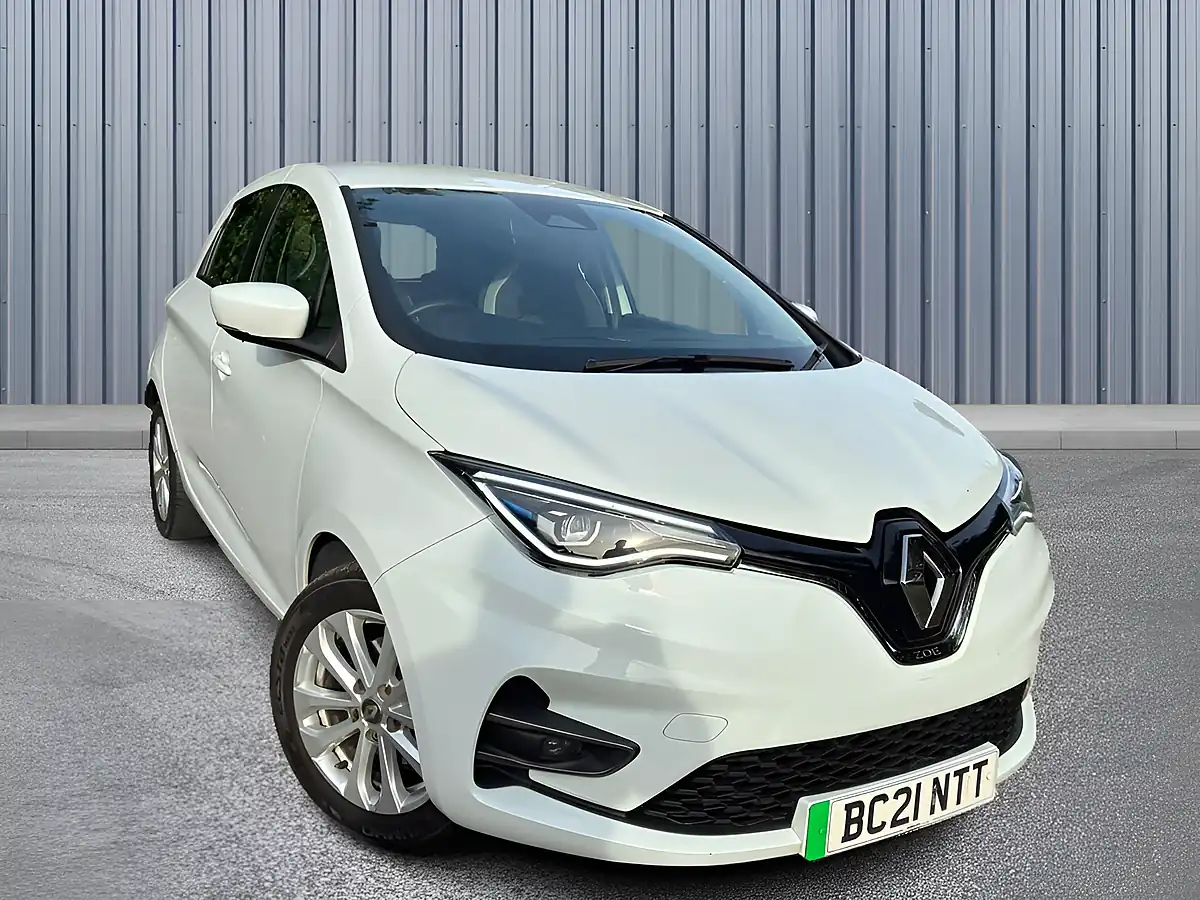 Used 2021 Renault Zoe Iconic White - Front View