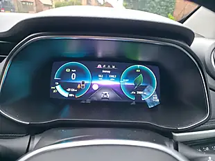 Used 2021 Renault Zoe Riviera Blue - Interior and Exterior details 17