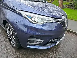 Used 2021 Renault Zoe Riviera Blue - Interior and Exterior details 20