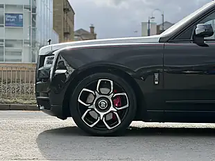 Used 2021 Rolls-Royce Cullinan Black Badge Black - Interior and Exterior details 15
