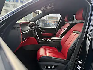 Used 2021 Rolls-Royce Cullinan Black Badge Black - Interior and Exterior details 18