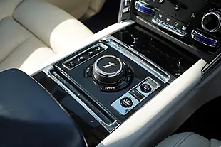 Used 2021 Rolls-Royce Cullinan Blue - Interior and Exterior details 17