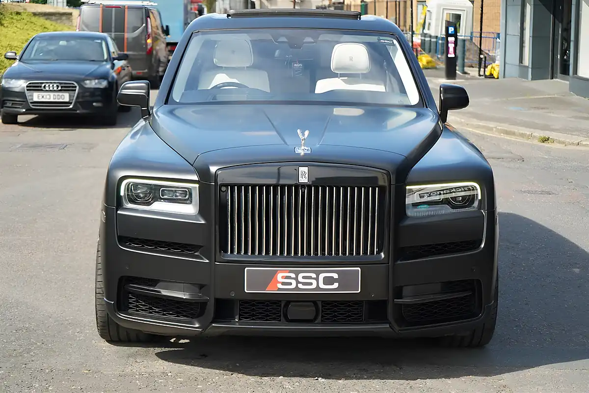 Used 2021 Rolls-Royce Cullinan Blue - Interior and Exterior details 6