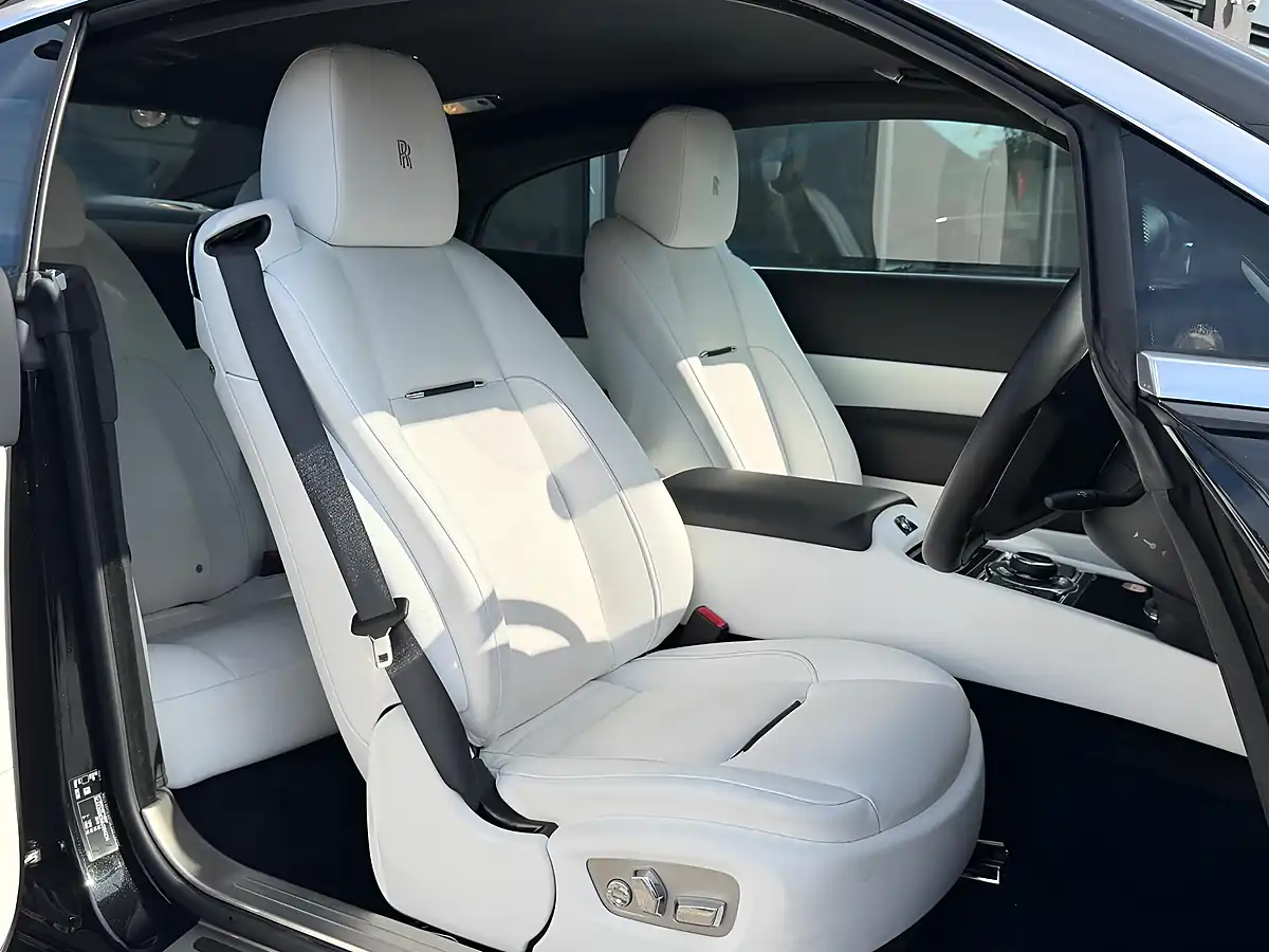 Used 2021 Rolls-Royce Wraith Coupe Black - Interior and Exterior details 4