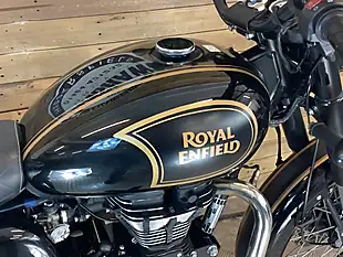 Used 2021 Royal Enfield Bullet Classic Black - Interior and Exterior details 9