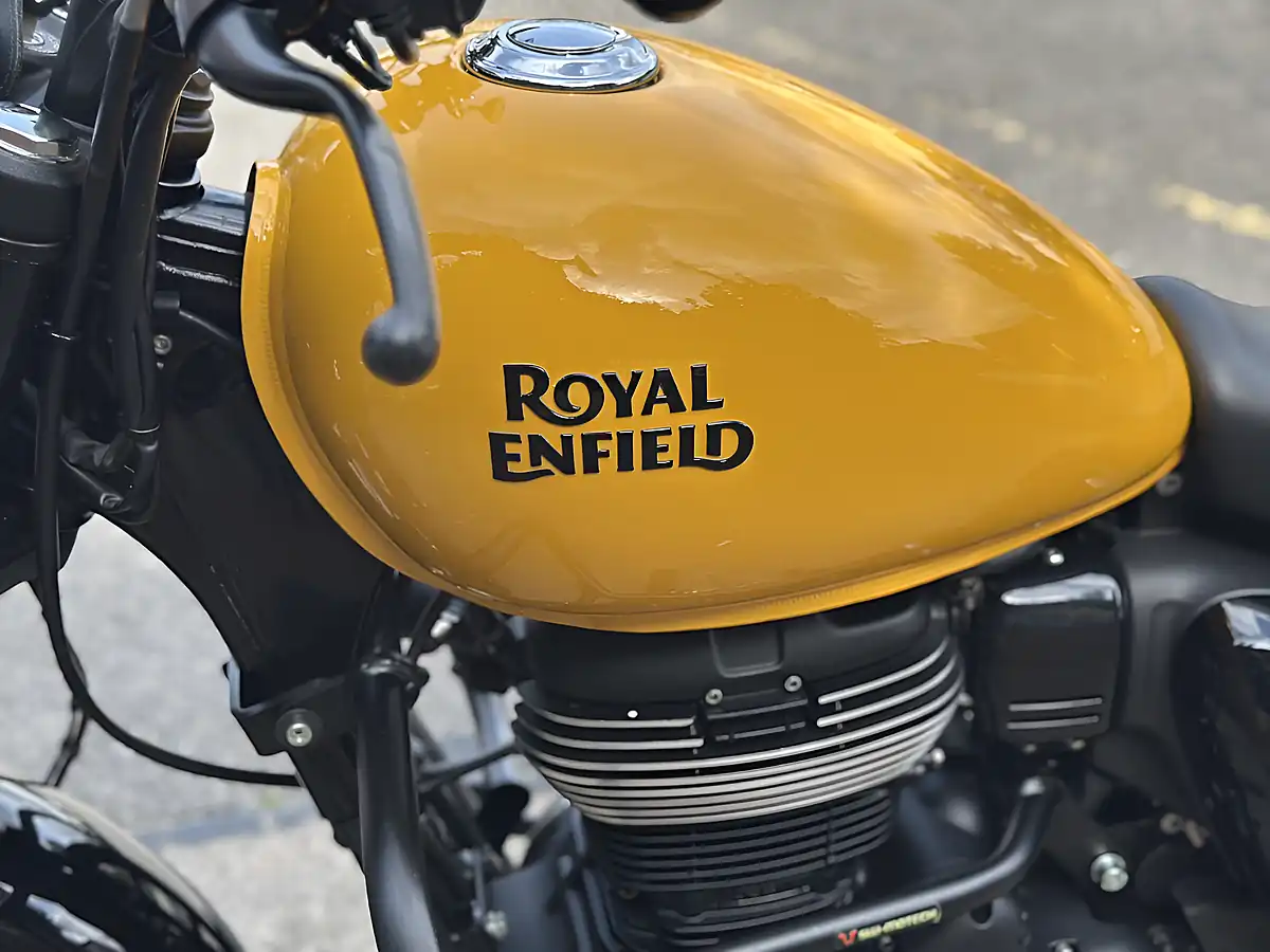 Used 2021 Royal Enfield Meteor 350 Yellow - Interior and Exterior details 12
