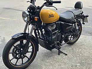 Used 2021 Royal Enfield Meteor 350 Yellow - Interior and Exterior details 14