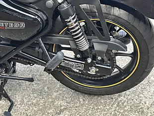 Used 2021 Royal Enfield Meteor 350 Yellow - Interior and Exterior details 18