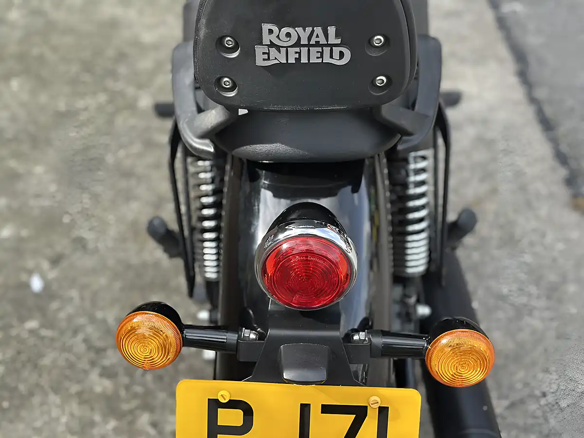Used 2021 Royal Enfield Meteor 350 Yellow - Interior and Exterior details 19