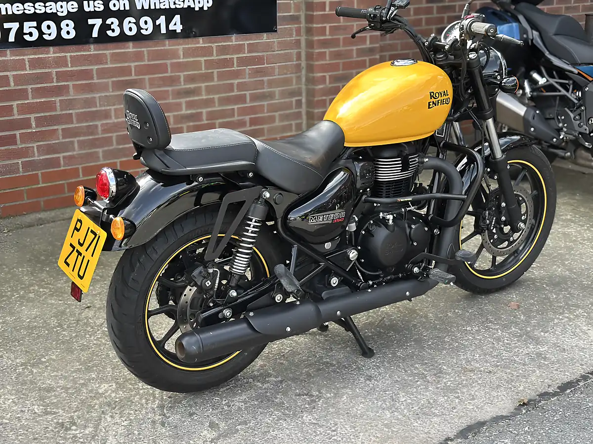 Used 2021 Royal Enfield Meteor 350 Yellow - Interior and Exterior details 3