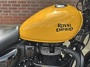 Used 2021 Royal Enfield Meteor 350 Yellow - Interior and Exterior details 9