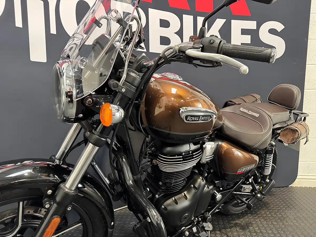 Used 2021 Royal Enfield Meteor - Interior and Exterior details 16