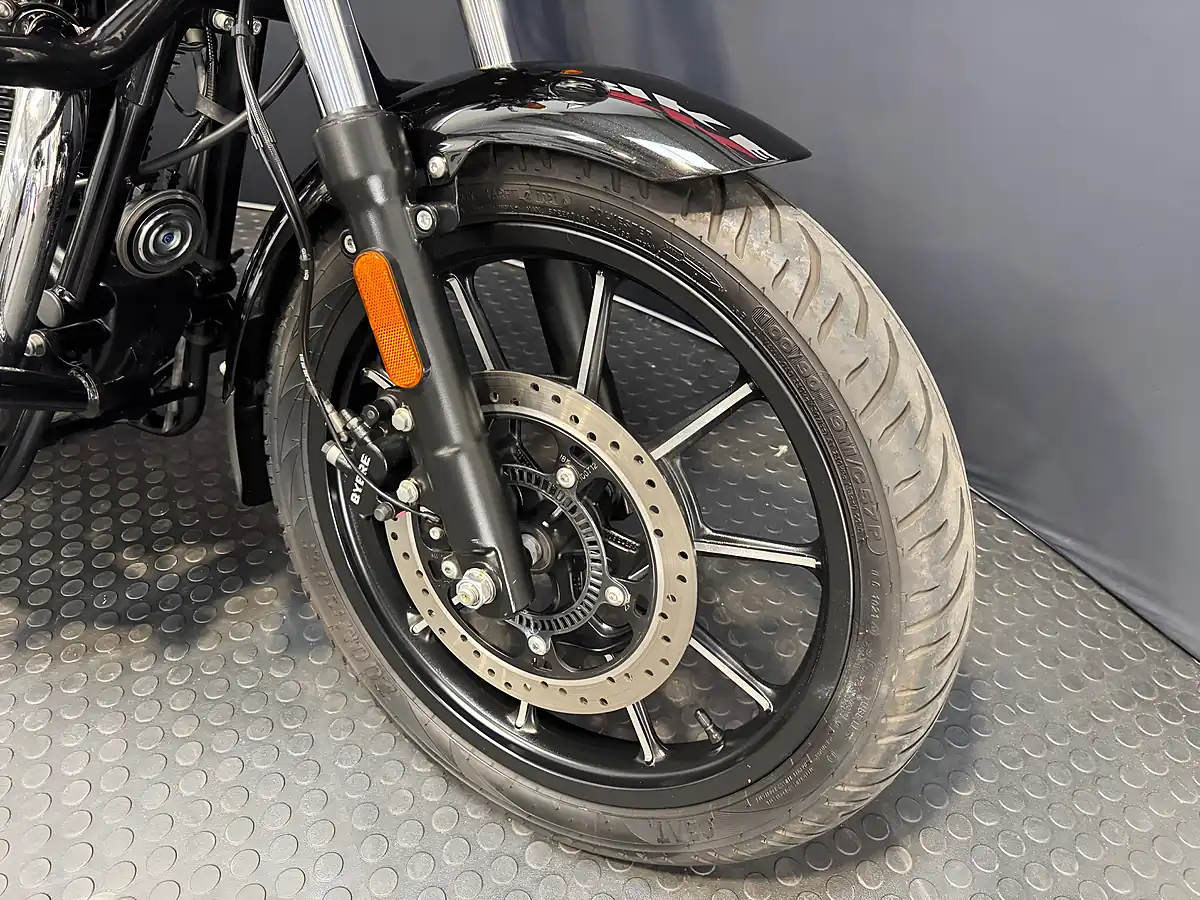 Used 2021 Royal Enfield Meteor - Interior and Exterior details 8
